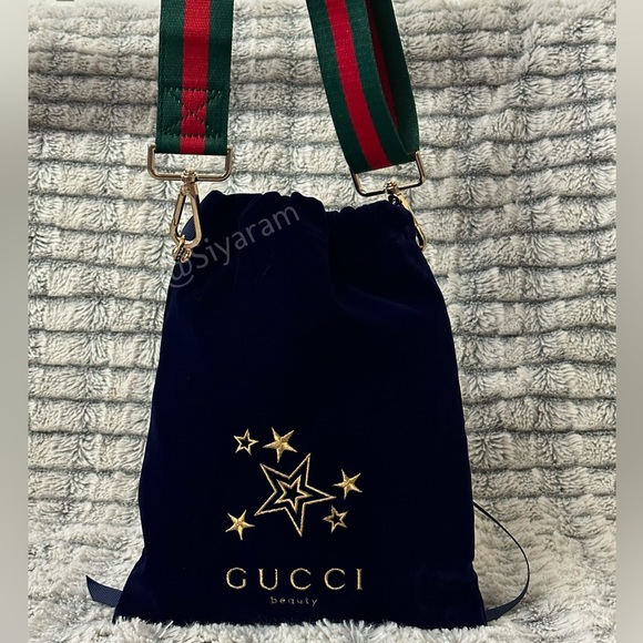Gucci drawstring closure cosmetic bag to crossbody bag / bucket bag/ pur… - Picture 5 of 8